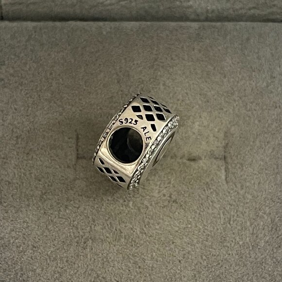 Pandora New Orleans Exclusive Charm - Picture 2 of 4